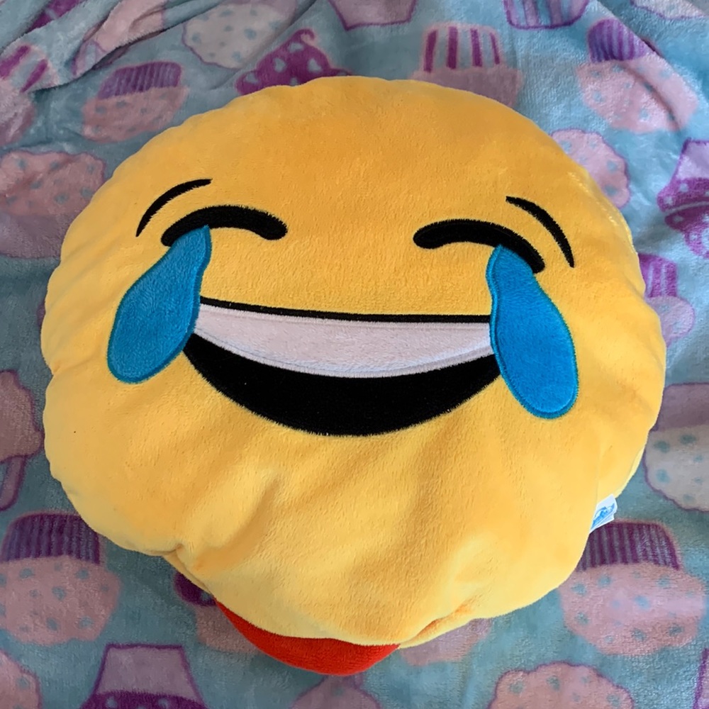 Reversible Emoji pillow